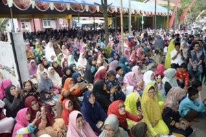Ribuat Warga hadiri Tabligh Akbar di desa Subang.